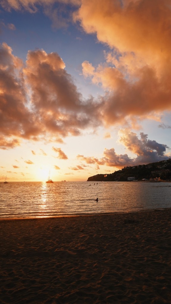 Sonnenuntergang an der Frigate Bay