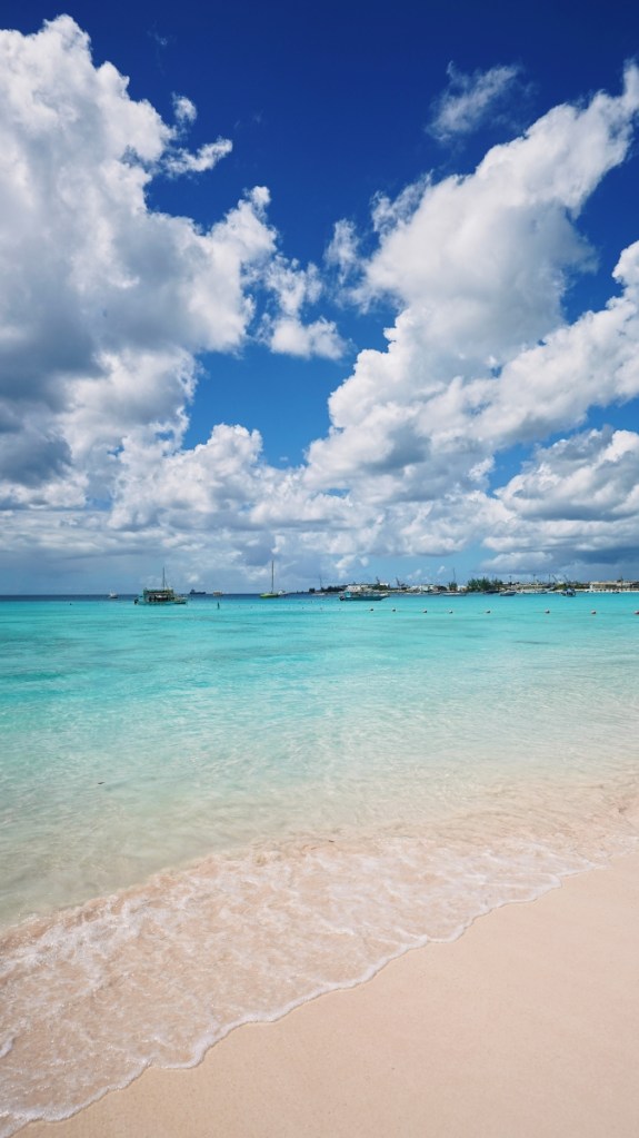 Der Pebbles Beach unweit der Altstadt von Bridgetown